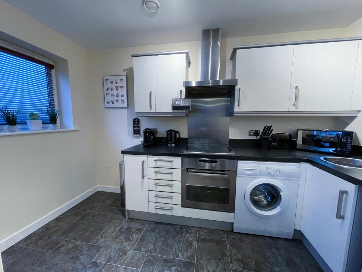 Station Side Penthouse Apartment Wolverhampton Exterior photo